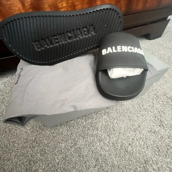 Balenciaga slides - Picture 6 of 7